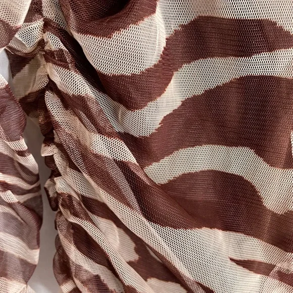 Eloquii Women’s Plus Size 18/20 Crop Top Ruched Brown White Animal Print New 77 - Picture 2 of 10